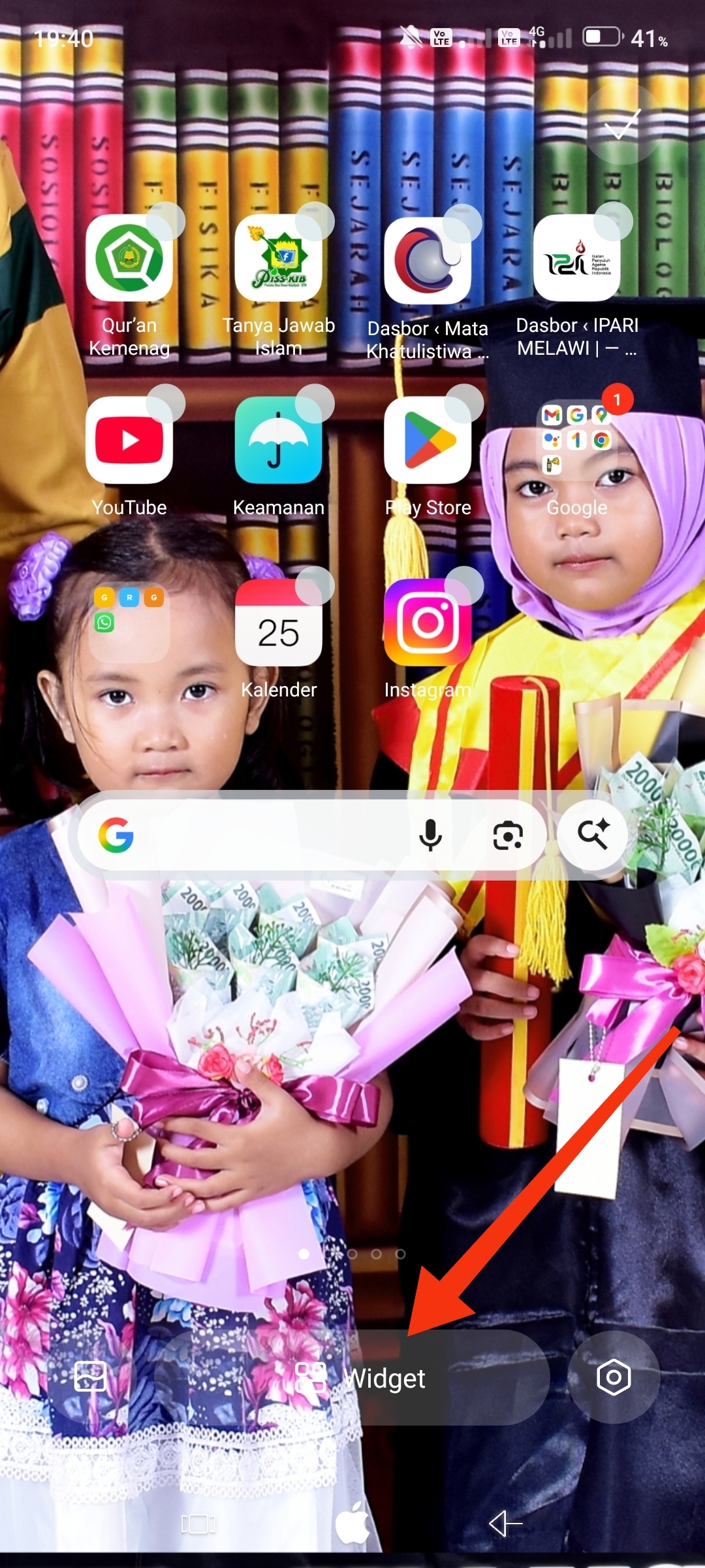Melihat pesan WA tanpa diketahui pakai widget WhatsApp